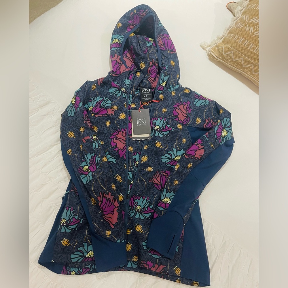 NWT Lightweight Burton Jacket Size M